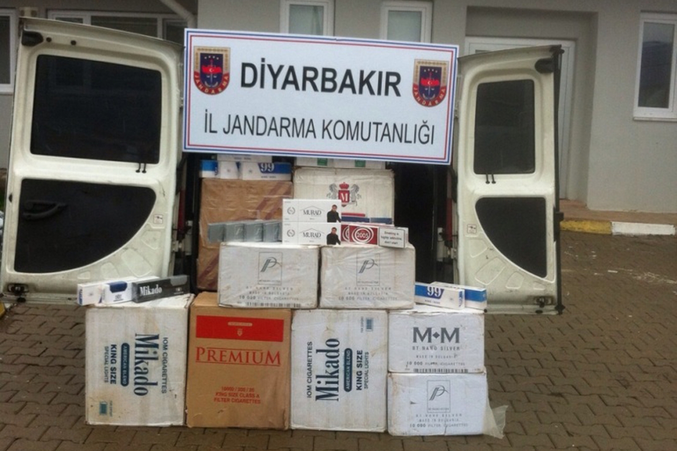 Diyarbakır’da kaçak sigara baskını 